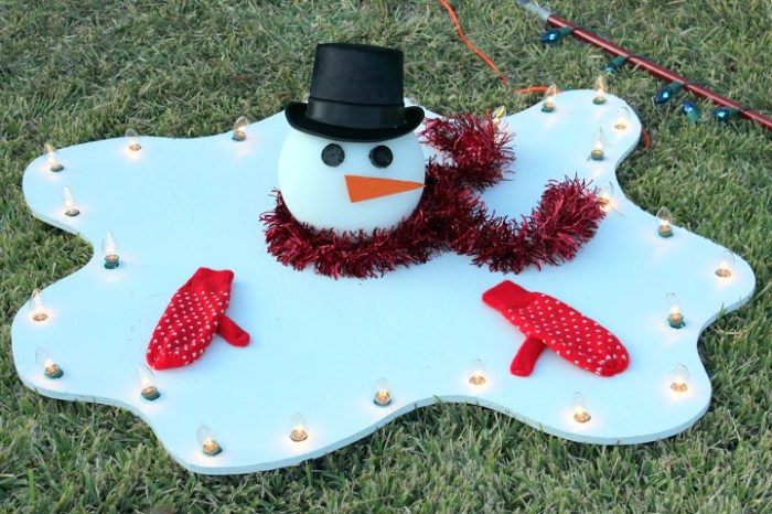 How to make a snowman yard decoration