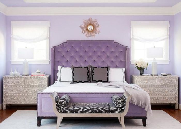 How to decorate a light purple room